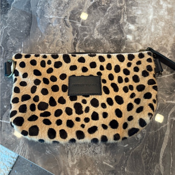 Parker Thatch Little Buddy Leopard Print Bag - Picture 7 of 10